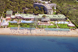 Maritim Pine Beach Resort Hotel 