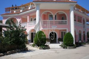Kyprianos Apartments Hotel 